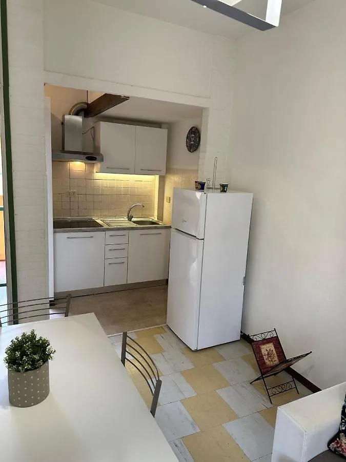 Monica Apartment Pisa Italy